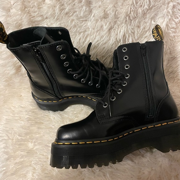 Dr.Martens Jadon Boot - Picture 6 of 7